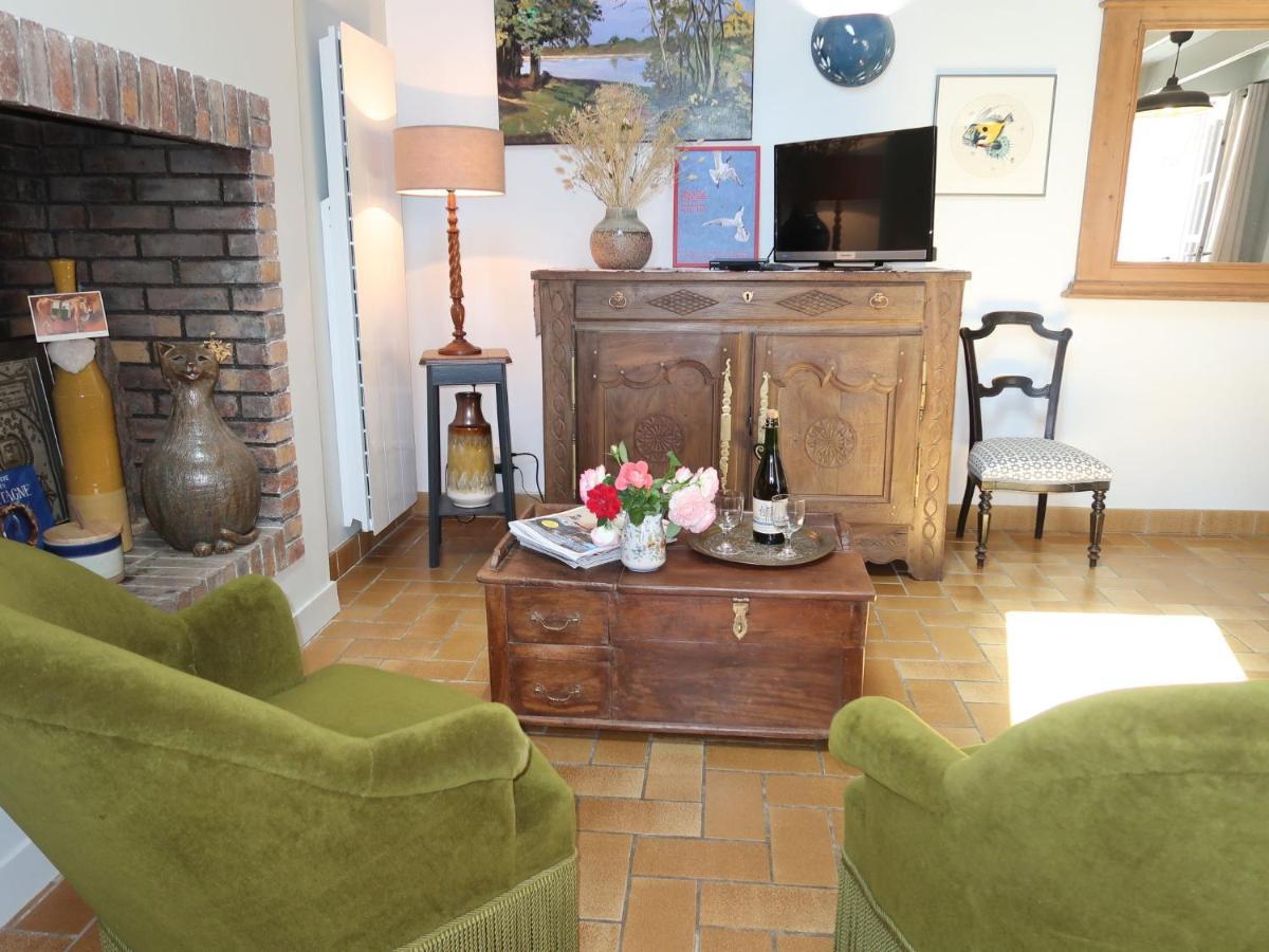 Entre Terre Et By Interhome Pouldreuzic